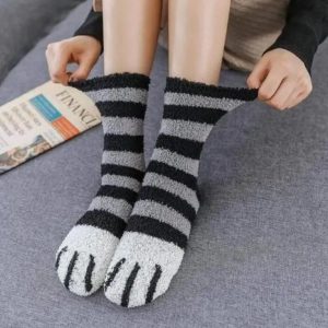 Girls’s Plush Fleece Cute Cat Paws Tube Socks – Item #5034